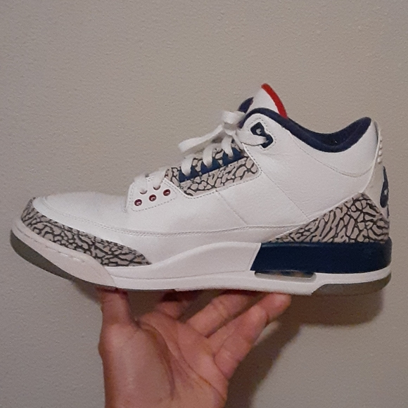 Jordan's Blues Size 10.5 - Picture 4 of 12